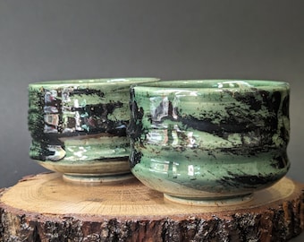Yunomi Teeschale, Chawan na Matchę - Handgemacht, "Traditionelle Keramik" Zwei Tassen