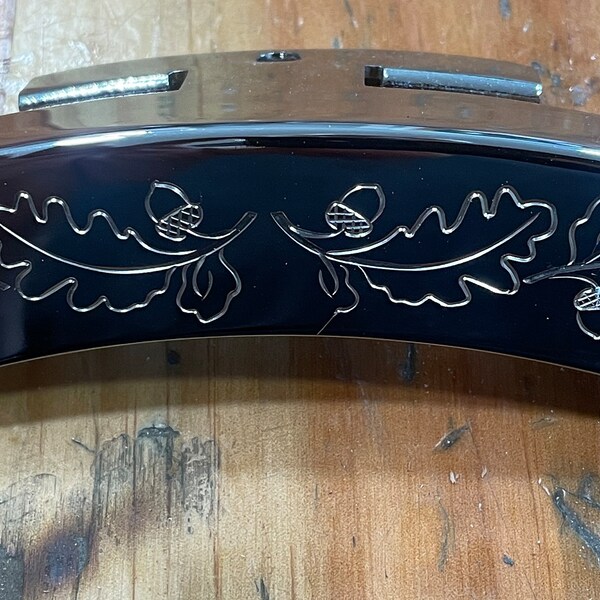 Banjo-armleuning, zinklegering, verchroomd, met de hand gegraveerd met eikenmotief