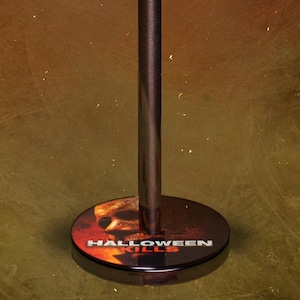 Halloween Mask Stand - Halloween 2021