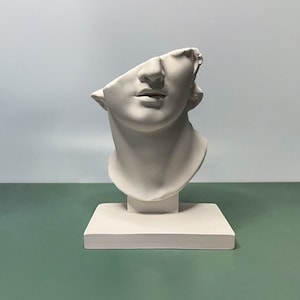 Fragmentary Colossal Head of a Youth Statue, Ancient Figurine, Plaster Bust, Small Shelf Decor, Greek Statue Art, Paperweights, Modern Art