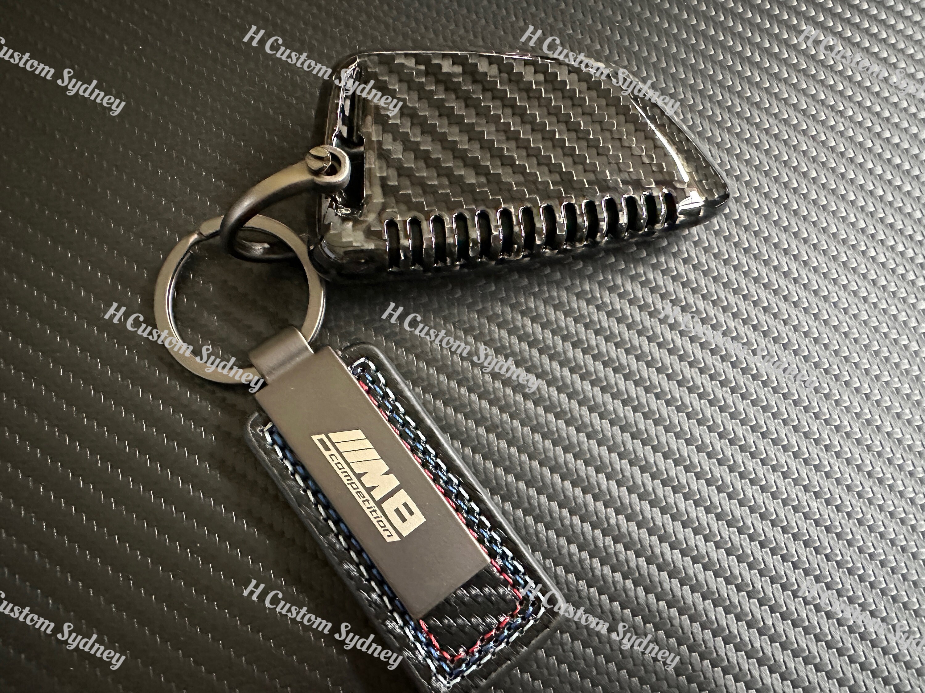 Echte Carbon-Faser-Schlüsselanhänger Schlüsselanhänger Abdeckung Für BMW M3  M4 M5 M8 X3M X4M X5M X6M Wettbewerb Nach Maß Exklusives Geschenk - .de
