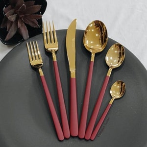 Red Cutlery Set, Dinner 12 Pieces Set, Tableware Red Cutlery Set, Red Flatware Set 12 Pieces, Modern Cutlery Set, Red Spoon and Knife