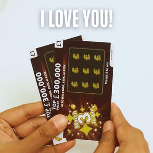 Je t'aime carte à gratter | Cadeaux mignons pour elle | Cartes pour lui | Idées cadeaux pour petite amie | Cadeaux amusants pour petit ami | Cadeaux romantiques | 2 pièces