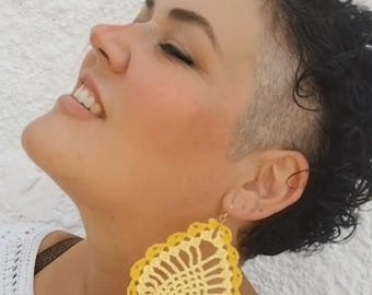 Pineapple earrings, hand-knitted, crocheted, resin-hardened, long earrings, elegant earrings, hand-made crochet, large earrings