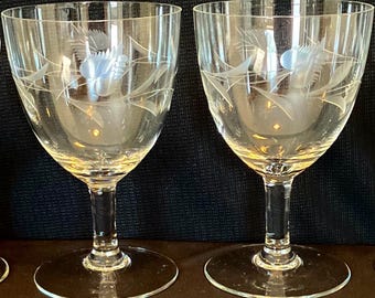 Vintage Set of 2 MCM Crystal Etched Wine/Water Glasses