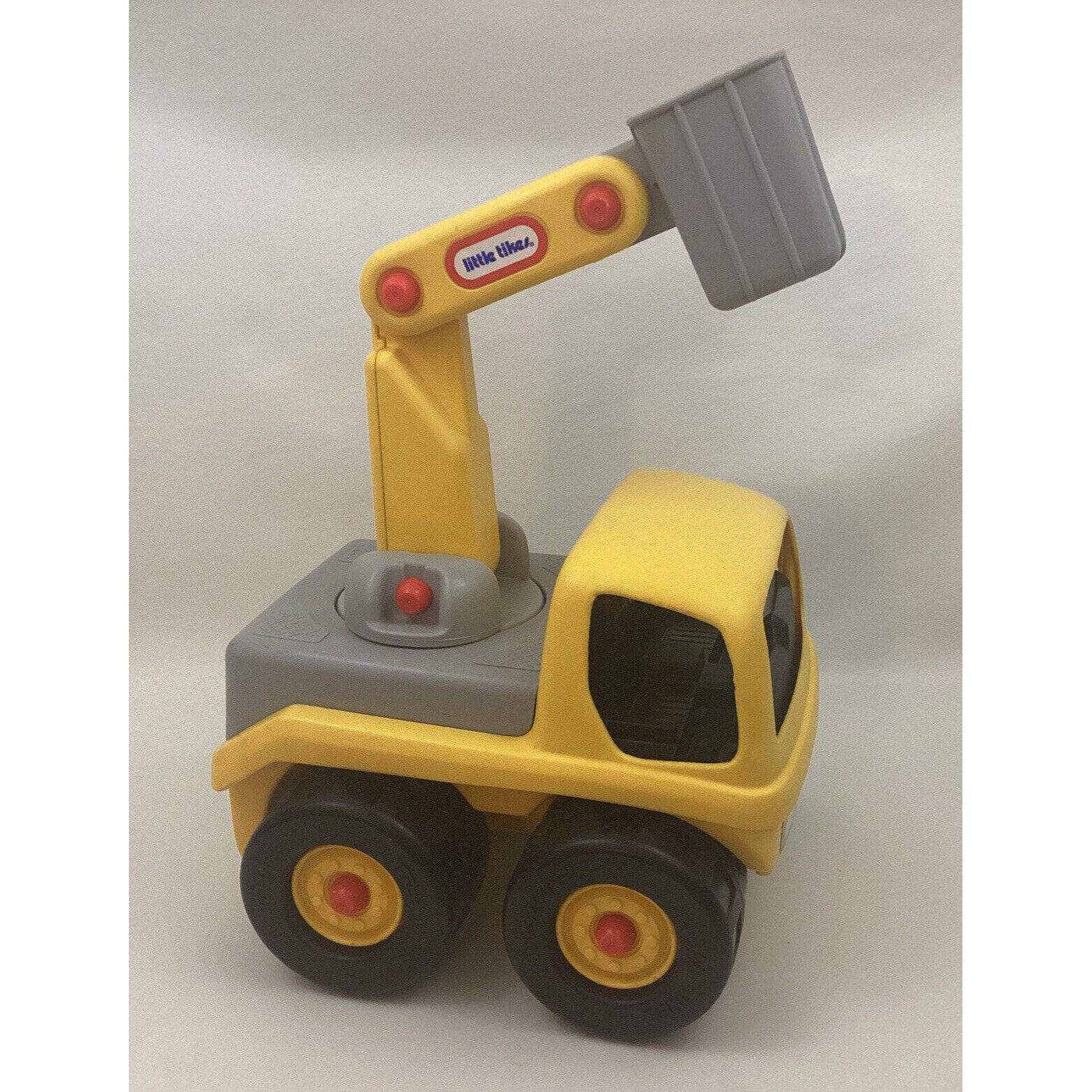 cherry picker truck toy
