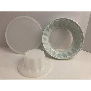 Tupperware 3pc Jello Mold Clear & Speckled Very Light Mint Or White