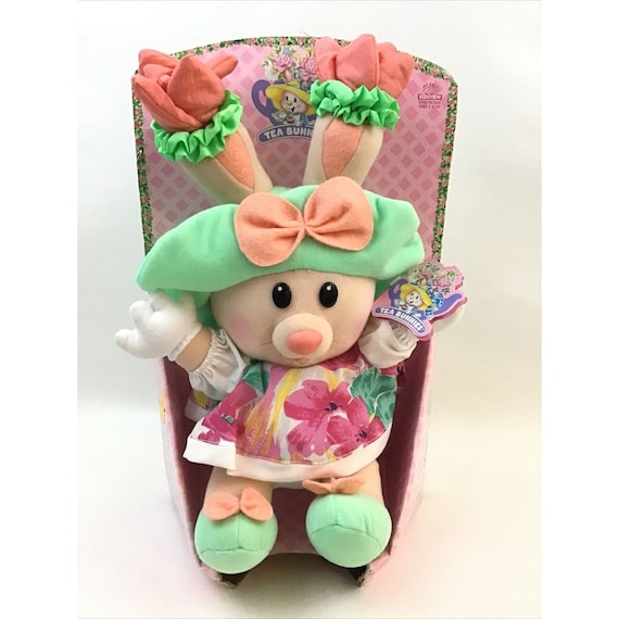 Tea Bunnies Tulip Blossom Plush Hugs N Flowers NIB Kidsview Tea