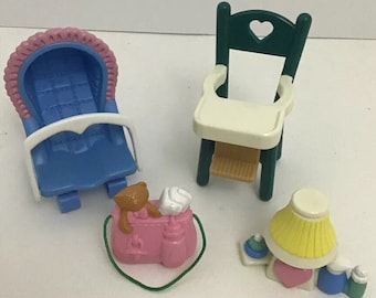 Fisher Price Loving Family Babys Belongings Lot Of 4 Dollhouse size Pieces