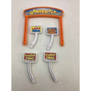 Sesame Street Radio Controlled Construction Set Replacement Signs Gravel Pit 5pc