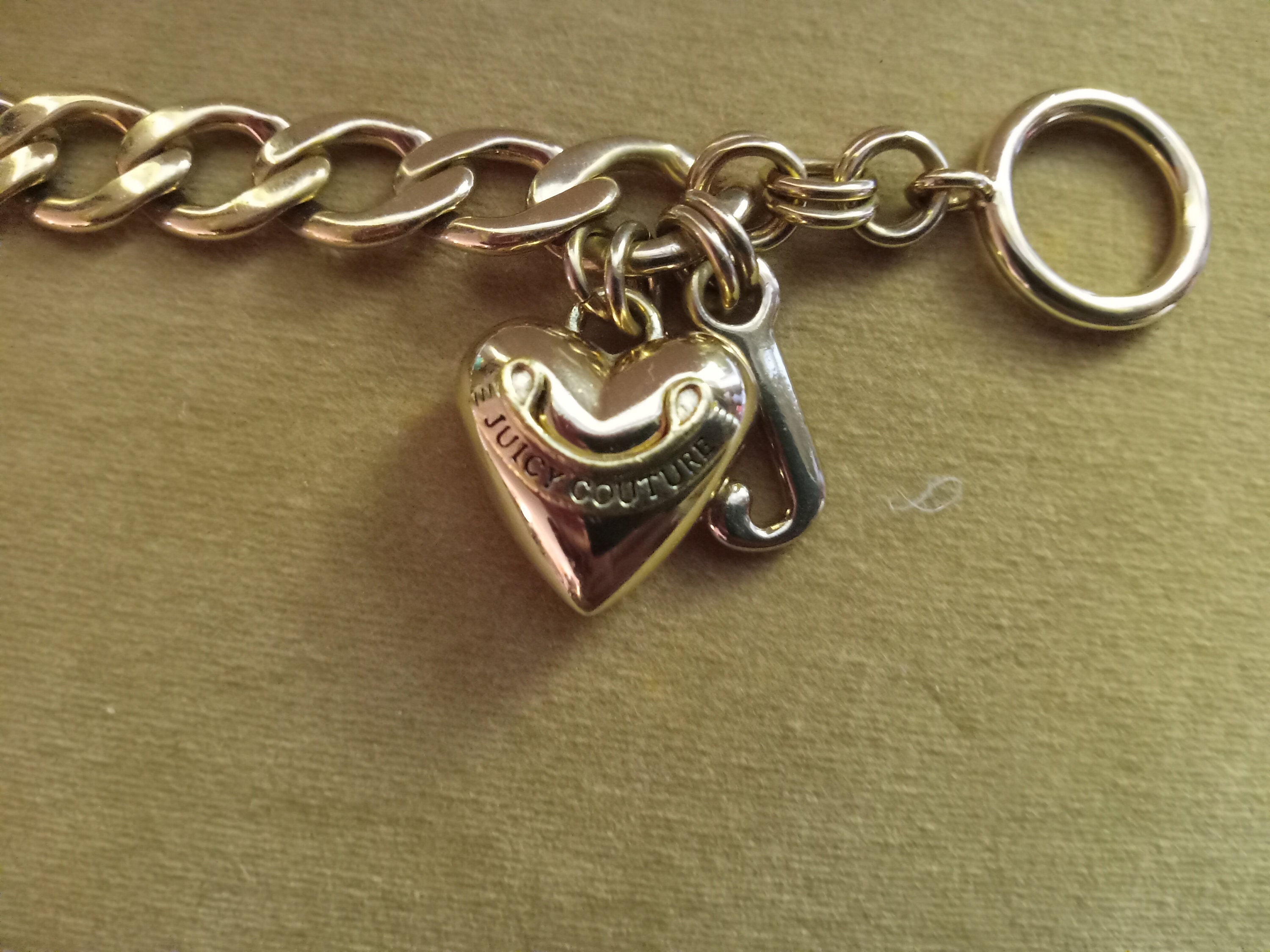 Y2K Vintage Juicy Couture Gold Chain Heart Charm Bracelet