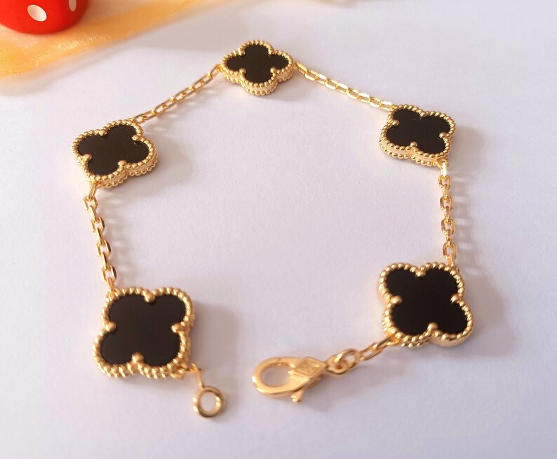 Black & Gold Four Leaf Clover Bracelet,18K Gold Plated , Stainless Steel Bracelet - A Special Gift For your Loved Once 