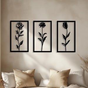 Minimalistisches Blumen-Wanddekor-Set aus Holz - Naturinspiriertes Wohndekor, botanische Wandkunst, rustikale Holzblumen, einzigartige botanische Wohndekoration