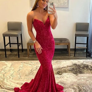 Red store formal dresses