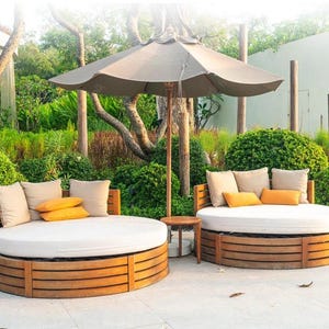 Custom Outdoor Cushion: Water Repellent Bench Seat Pad