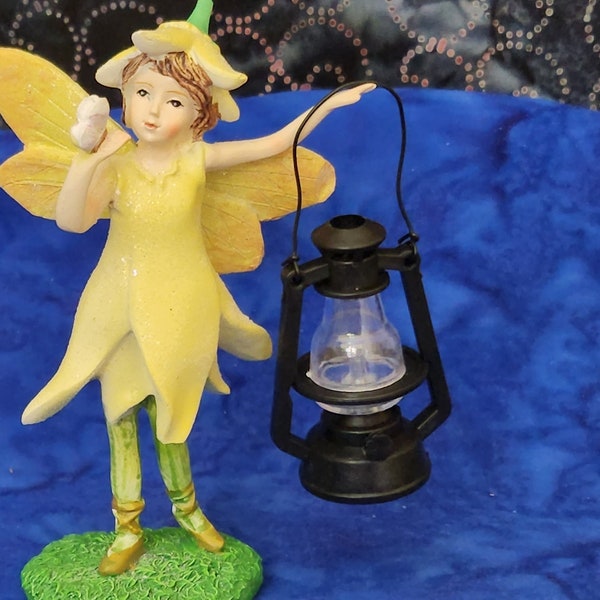 A Pair of 1:12 or 1 to 6 Scale Miniature Kerosene Lantern Dollhouse, Fairy Garden, Barbie Lantern, Mini Barn House, and other items