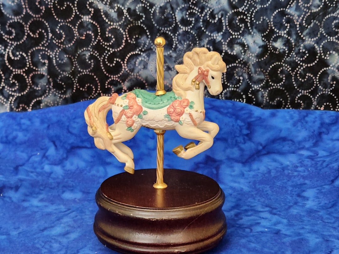 Vintage San Francisco Music Box Company Carousel Horse Plays the Waltz