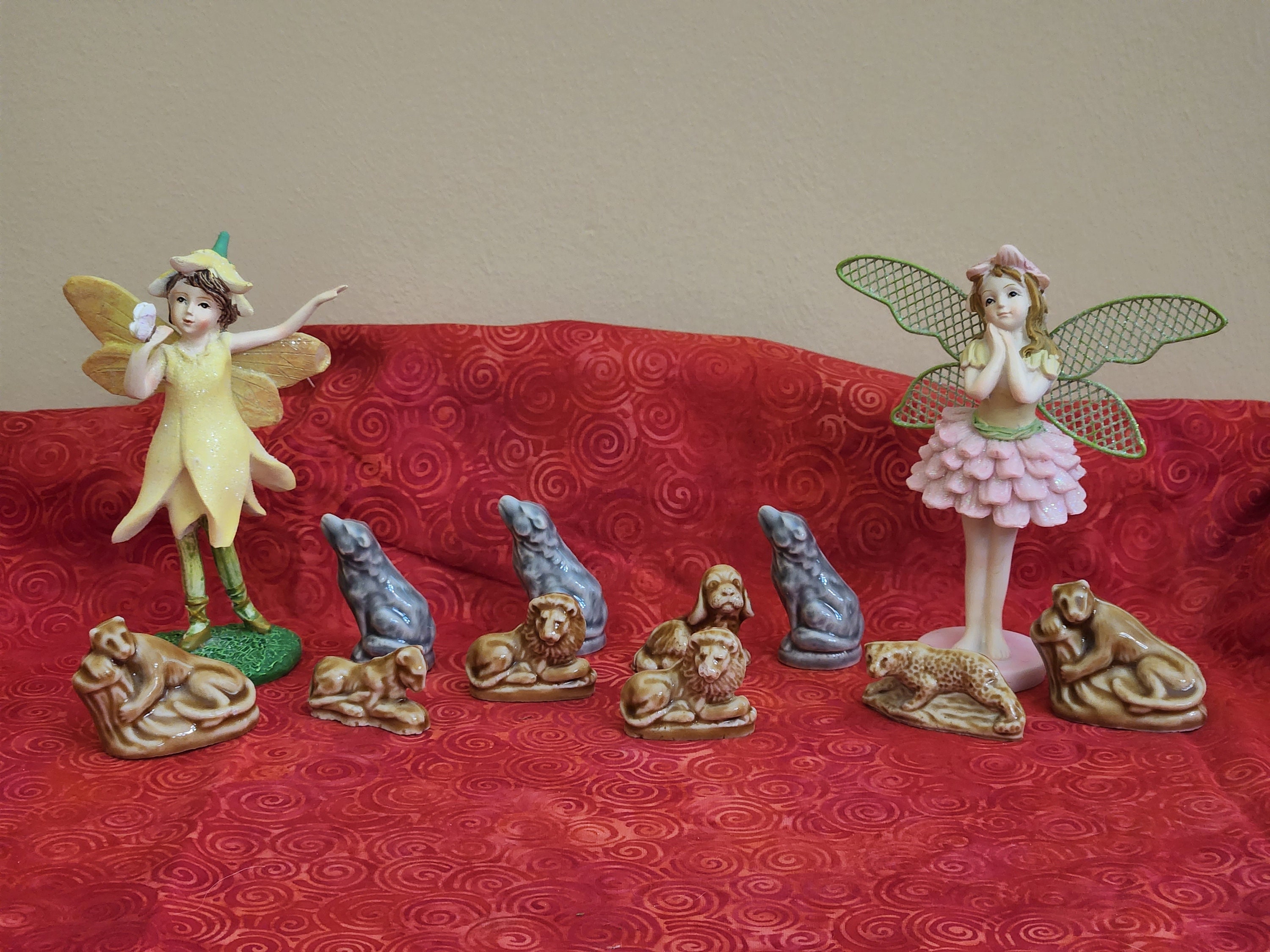 Vintage Red Rose Wade Whimsies Miniature Figurines/puppy Etsy