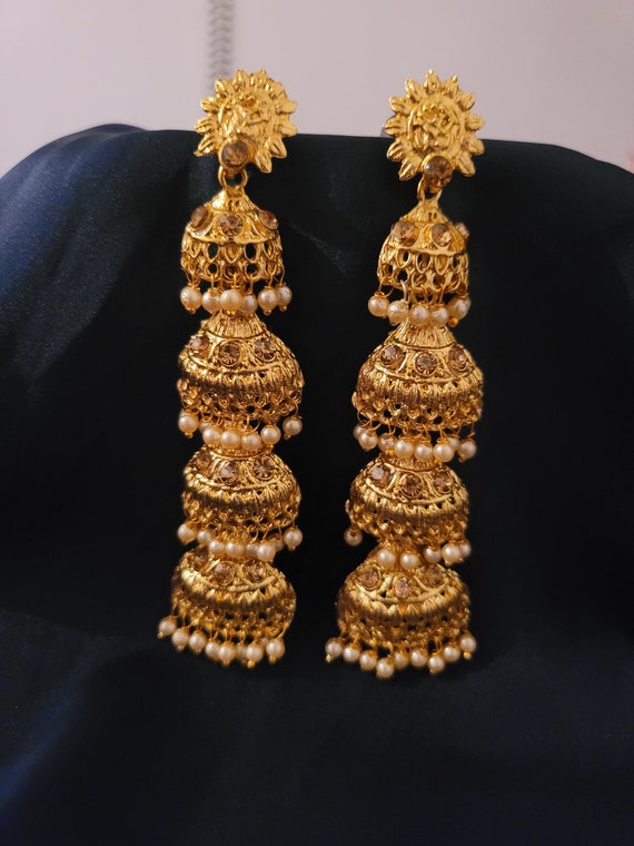 GoldNera Heavy Latkan Design Alloy Jhumki Earrings for Girl's (Gold) :  Amazon.in: Jewellery