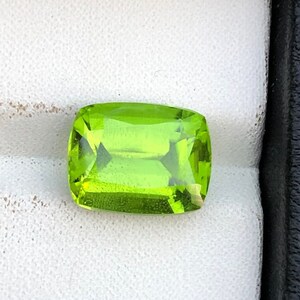 Apple Green Peridot Loose Gemstone, Genuine Natural Gemstone For Jewellery Making, Faceted Cushion Cut, Green Peridot Ring, 6.80 Carat