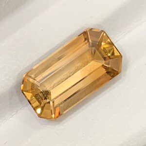Golden Topaz Loose Gemstone: 10.64 Carat Emerald Cut