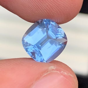 Santa Maria Blue Aquamarine Gemstone: 2.80 Carat Cushion Cut Beryl