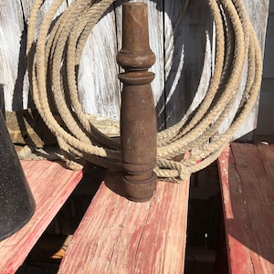 SP-48 ONE Vintage wood spindle, farmhouse, shabby, salvaged