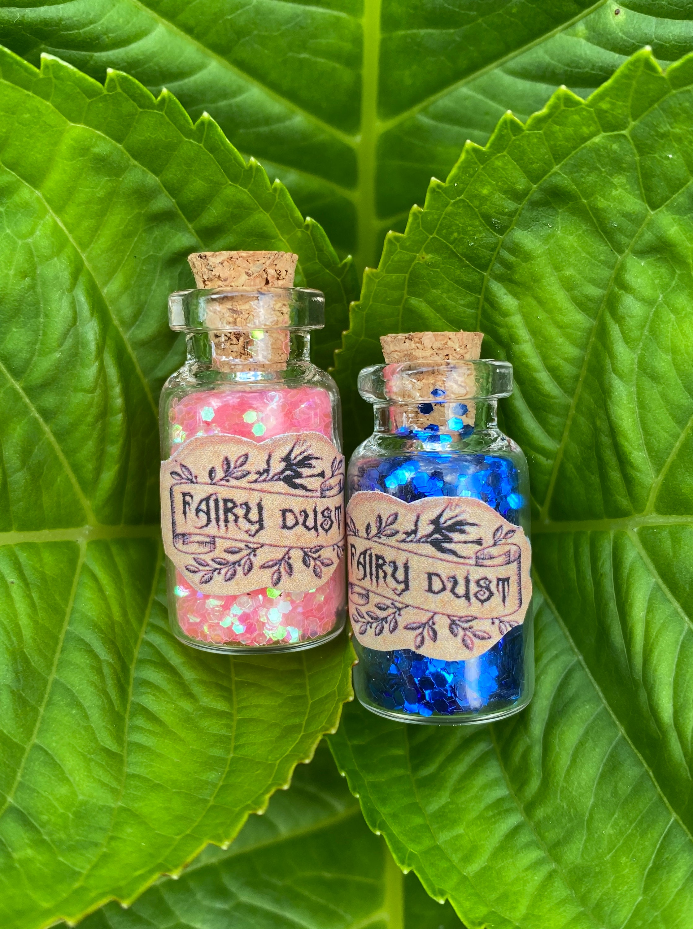 8 mini botellas de vidrio con purpurina, pequeños frascos de polvo de  hadas, suministros artesanales de resina, fabricación de joyas -  España