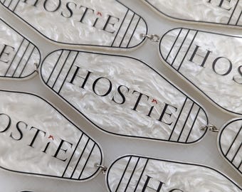 Custom Logo Motel Keychain: Retro Acrylic Giveaway Business Merch