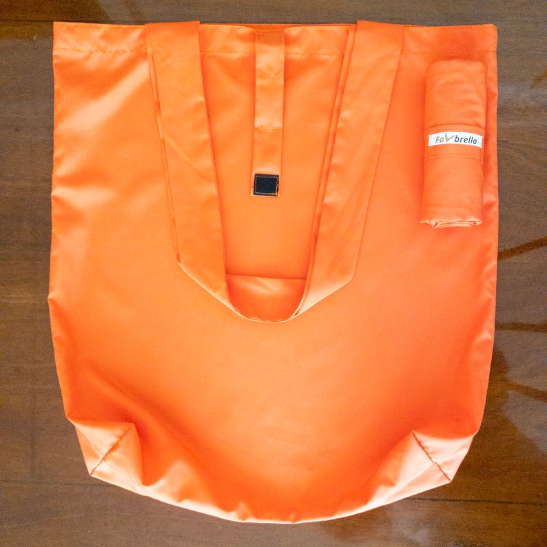 Favbrella-Rainbow-Colors-Theme-Polyester-Foldable-Orange-Bag-Photo