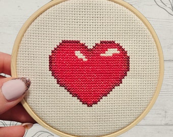 Beginner cross stitch heart, simple cross stitch, modern cross stitch, beginner cross stitch, counted cross stitch, easy cross stitch