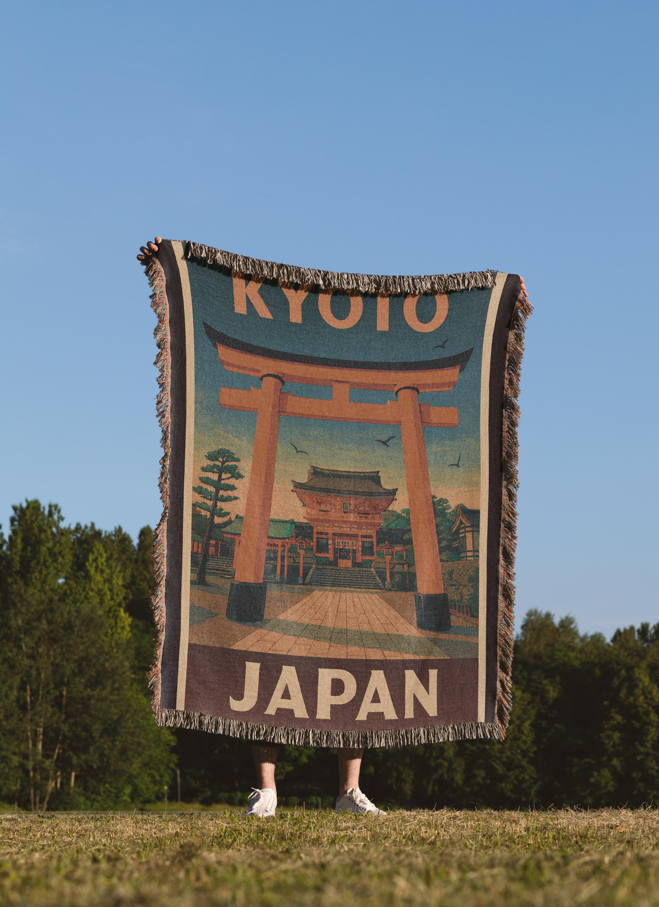 Kyoto Woven Blanket – Japan Torii Gate Jacquard Throw, Cultural