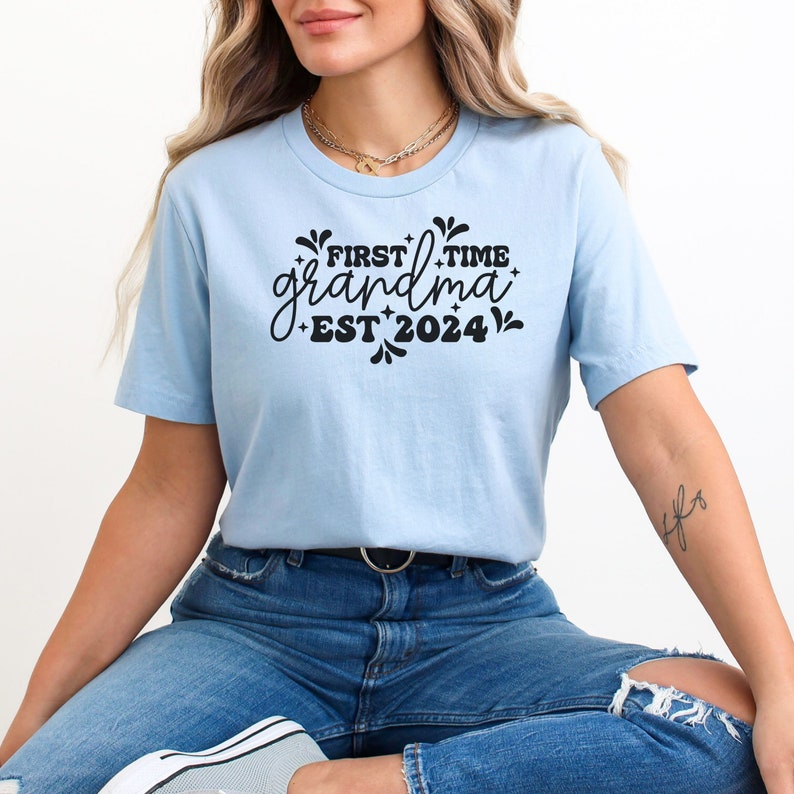 First Time Grandma Shirt Gift for New Grandmother Baby Announcement