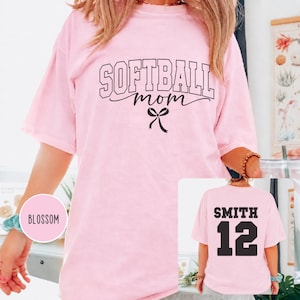 Camiseta personalizada para mamás de sóftbol - Camiseta con nombre y número personalizados - Regalo para mamás de sóftbol - Camiseta personalizada para mamás de sóftbol