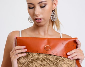 Crochet Straw Clutch With Leather Closure,Handmade Raffia Wristlet Purse,Straw Handbags,Raffia Clutch,Best Women Handbags On Sale Online