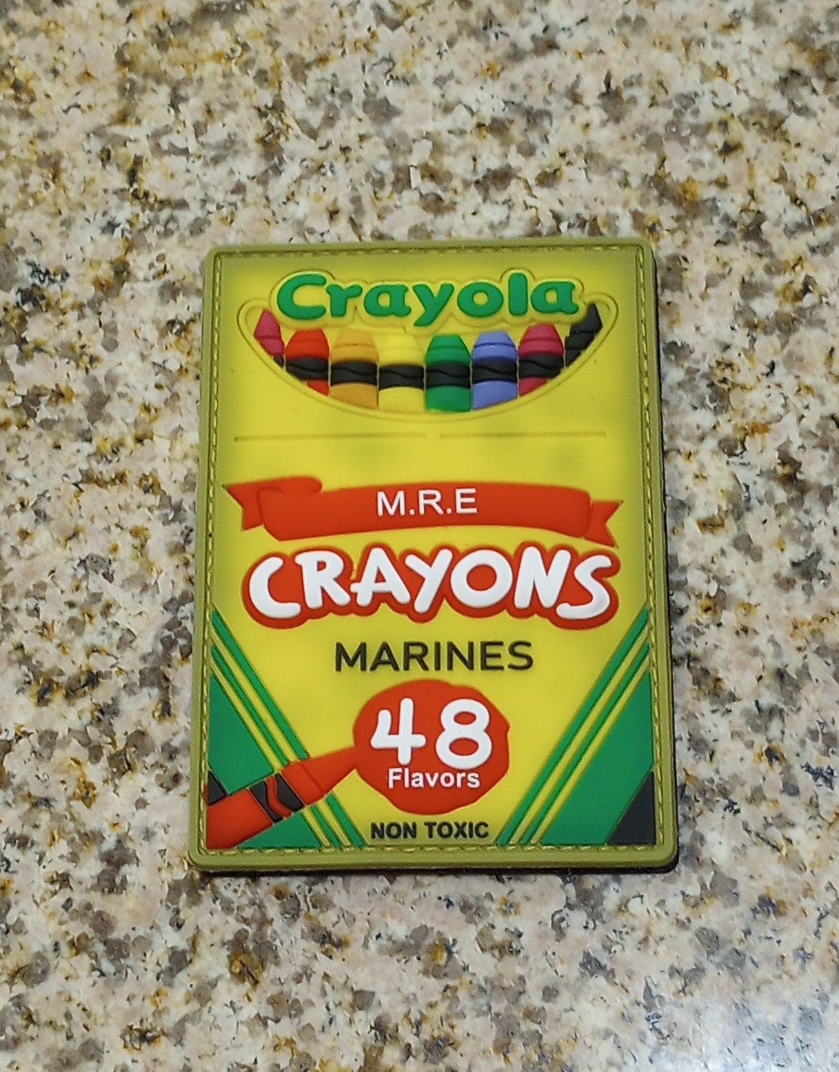 Crayola Enamel Pin Set (RP Minis) (Paperback)