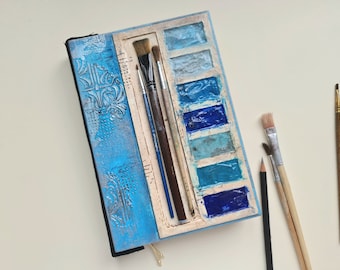 Handgemachtes blaues Art Journal mit Künstlerpalette, umweltfreundliches Papiernotizbuch, einzigartiges ästhetisches Briefpapier, kreatives Geschenk für Maler