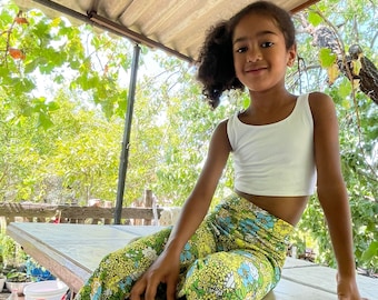 PANTALONES DE CAMPANA Leggings acampanados para niñas / Mono de algodón sostenible / Elasticy Silky / Traje para correr para niñas / Diseño colorido / Floral retro