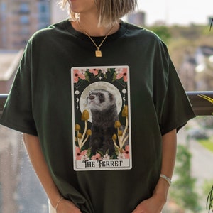 Camiseta de hurón Camiseta de hurón Ropa de hurón Camiseta de la carta del tarot Camiseta del tarot Regalos de hurón Mamá hurón Camiseta de mamá hurón Regalos para amantes de los hurones
