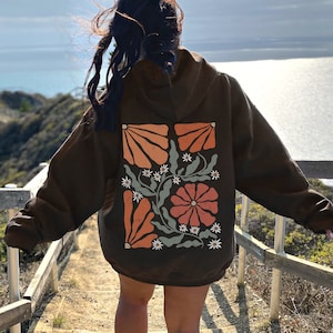 Boho Flowers Hoodie Botanical Nature Hoodie Retro Wavy Wildflower Hoodie Cottagecore Hoodie Floral Hoodie Minimalist Wildflower Sweater