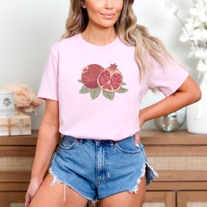 Vintage Pomegranate Shirt Vintage Fruit T-Shirt Fruit Shirt Fruit Tee Boho Fruit Shirt Retro Cottage Core Shirt Pomegranate Lover Tee