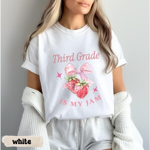 Comfort Colors Third Grade Teacher Shirt Teacher Appreciation Gift Teacher Shirts First Day Of School Elementary School T-shirt 3rd Grade