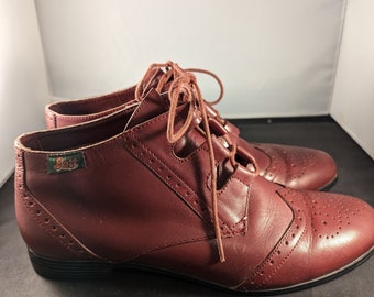 GH BASS & CO. Women's, Burgundy Lace Up Leather Ankle Boots Size 9.5