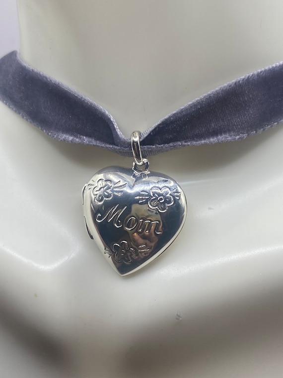 Antique Dainty Heart Pendant Necklace | VintageSte