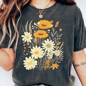 Spring Flowers T Shirt, Floral Cottagecore Shirt, Botanical Summer Flower T Shirt, Nature Shirt, Wildflower Shirt