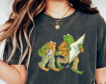 Frog and Toad TShirt, Vintage Classic Book shirt, Cottagecore Aesthetic shirts, Gift for Book Lover, Man I Love Frog shirt, Frog Lover Gift