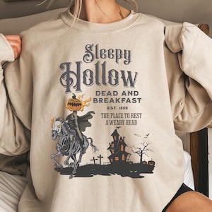 Vintage Halloween Scary Sweatshirt Sleepy Hollow Sweatshirt Headless Horseman Sweatshirt Halloween Horror Sweatshirt Horseman Sweatshirt