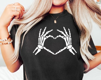 Skeleton Hand Making Heart Shirt, Spooky Halloween Heart Shirt, Scary Halloween Skeleton Shirt, Skeleton Hand Shirt, Halloween Gift