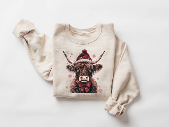 Christmas Cow Sweatshirt, Cow Lights Sweater, Cow Women Sweatshirt, Cow Lover Shirt, Christmas Sweatshirt, Highland Cow Crewneck, Farm Xmas