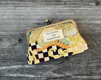 Kimono fabric cardholder case: Japanese Chirimen Fabric, Metal Frame